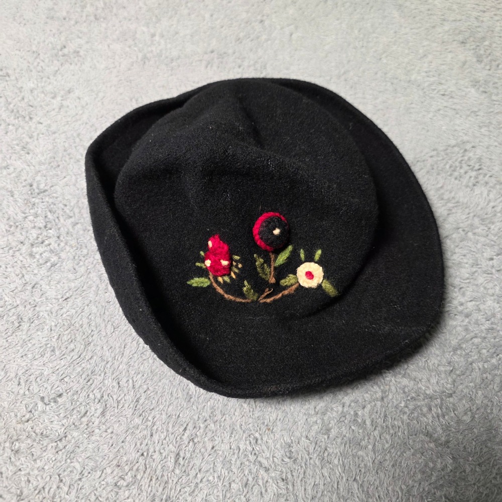 August Womens One Size Beret Hat Black Wool Blend Floral Embroidered Vintage